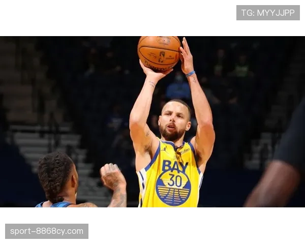 米卡尔·布里奇斯提升无球跑动效率，助力球队关键时刻得分爆发