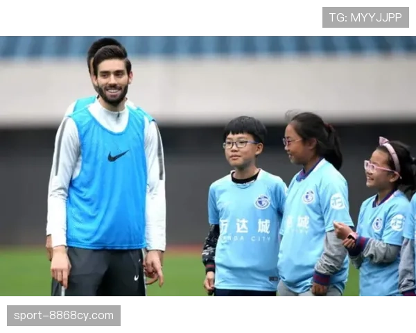 苏亚雷斯训练完回家吃的是金箔牛排？