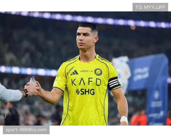 利雅得胜利薪资结构争议显现，对球队稳定性与赛季表现造成影响