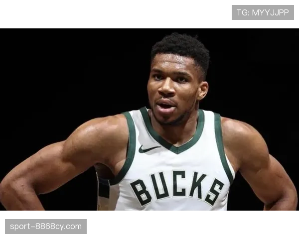 巴郎·戴维斯无球跑动制造错位，提升挡拆后突破效率