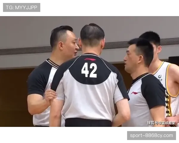 非法挡拆判罚规则全解析:教你如何识别比赛中的违例判罚